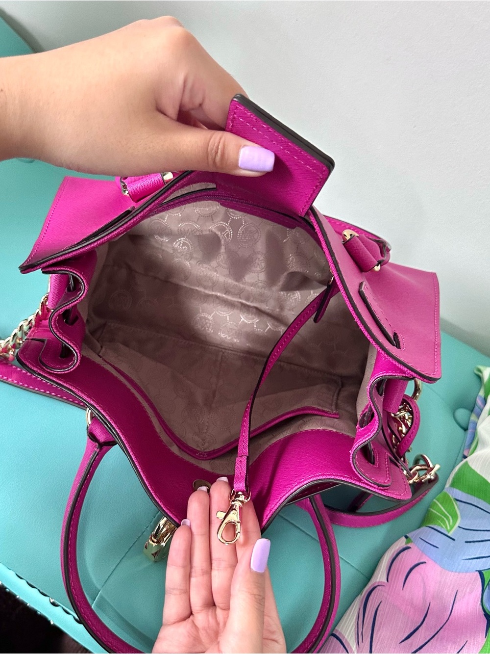 Vintage Hot Pink Michael Kors Hamilton Satchel Bag Gold Lock Charm Crossbody - Picture 11 of 11